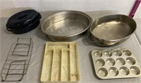 Vintage Baking Pans & Plastic Utensils Tray