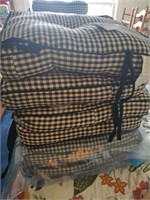 6 Checkered Seat Cushions