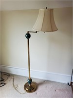 Floor lamp working
