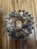 Pine Cone Decorative Wreath