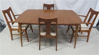 Mid Century Modern Dining Table and Chairs