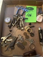 Lot of Vintage Skeleton Keys