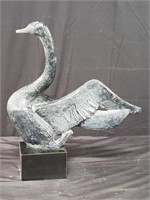 Austin Inc. Prod. copyright 1971 swan sculpture