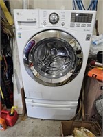 OFFSITE) NEEDS REPAIR 2018 FRONT LOADING WASHER