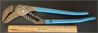 CHANNEL LOCK PLIERS