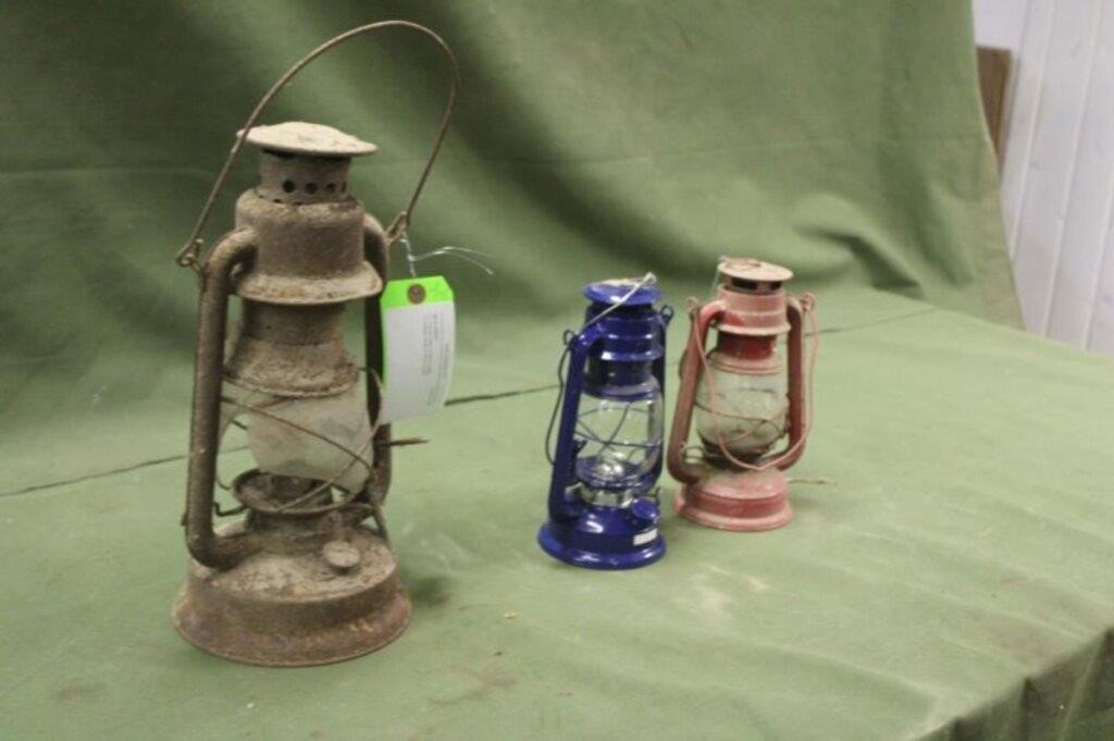 JUNE 3RD - ONLINE ANTIQUES AND COLLECTIBLES AUCTION