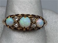 18k Opal/dia ring
