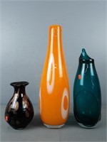 3x The Bid Glass Vases