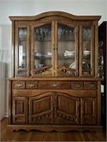 Very nice maple china cabinet, like new,