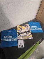 3 Joyland T-Shirts - Size: Youth Large