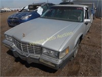 1992 Cadillac Deville 1G6CD53B5N4243172 Gray
