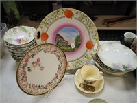 23 pieces of vintage china: twelve 5" bowls;