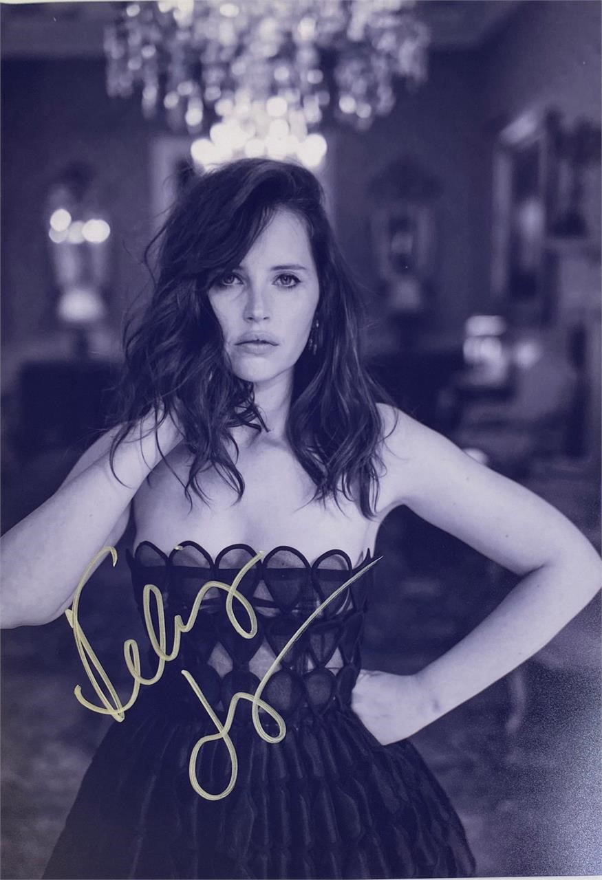 Autograph Signed COA Hollywood Sexy Actress Photo M