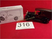 1929 Die Cast UPS Delivery Truck w/Original Box