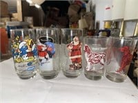 5 vintage glasses