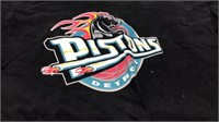 D4) size XL Detroit Pistons t shirt vintage sports