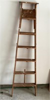 7’ wooden ladder