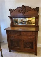 OAK BEVELED MIRROR BUFFET