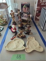 Boyds Bear Items, Cookie Molds Etc As Shown