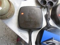 WAGNER CAST IRON SQUARE SKILLET
