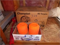 Clay targets & hand thrower