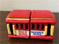 RICE-RONI/NOODLE-RONI Traincar Ceramic Salt & Pepp