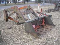LOADER FROM AC 180 TRACTOR