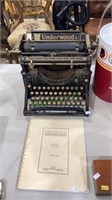 Antique Underwood typewriter,No. 5 with complete