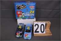 2 Jeff Gordon Cars 1:24 Scale W/ Certificate-