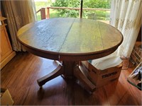Tiger Oak Pedestal Table 47" Diameter