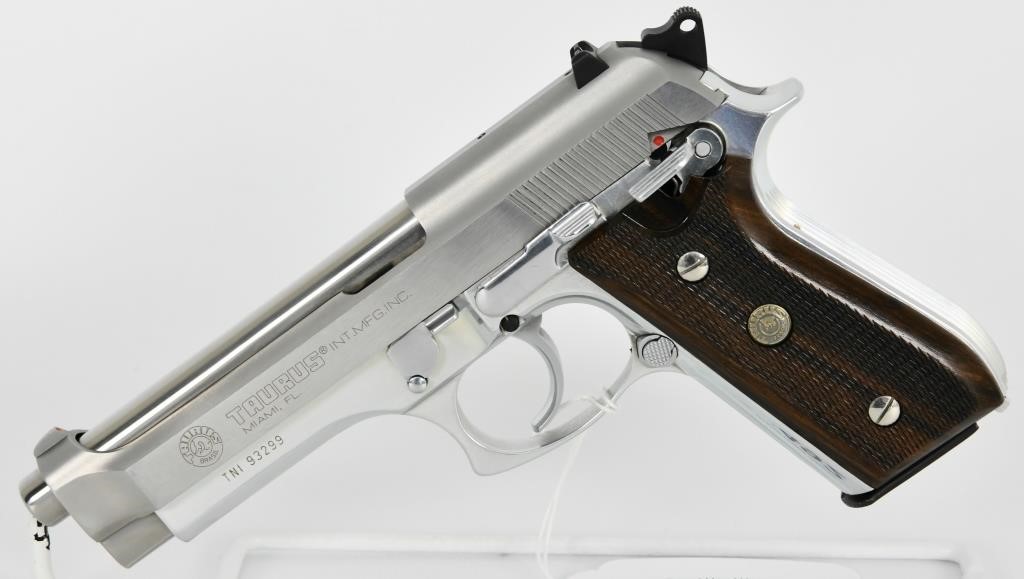 Gun Collectors Dream Auction #38 Oct 24th & 25th