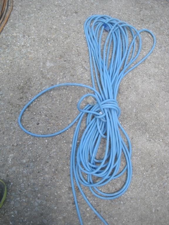 100 ft. Blue Electrical Cord 12 ga.