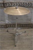 16" Cymbal w/ Stand
