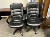 Lot of 2 office chairs