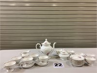 Royal Kent Tea Set