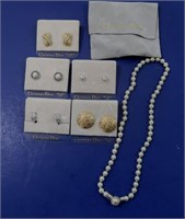 5 Pr Christian Dior Earrings& Synthetic Pearl Neck