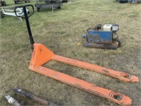 LARGE WESCO INDUSTRIAL PALLET JACK