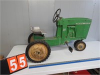 1965 JOHN DEERE 20 ERTL PEDAL TRACTOR PLAYED WITH