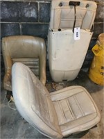 3 UNKNOWN FIT VECHICLE CAR SEATS- PAIR &