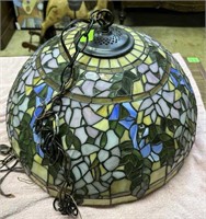 Hanging Floral Stainglass Light Fixture in blue,