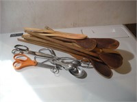 Wooden Spoons & Utencils