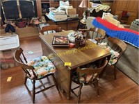 Drop Leaf Table w/5 Chairs
