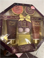 Starty Night 8 piece bath set.