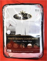 KING SIZE WHITE COMFORTER - 106 X 90"