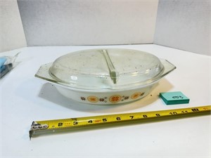 Pyrex Dish with Lid