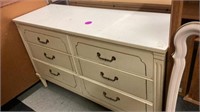 WHITE 6 DRAWER DRESSER WITH MIRROR