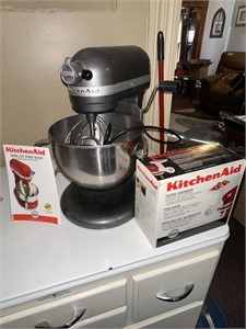 Kitchen Aid Professional 600 Mixer w/ food grinder