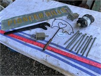 Open End Wrench, Rug Better, Pins, Pig