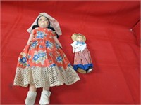 (2)Very old dolls.