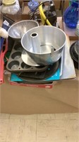 Lot of misc kitchen items
